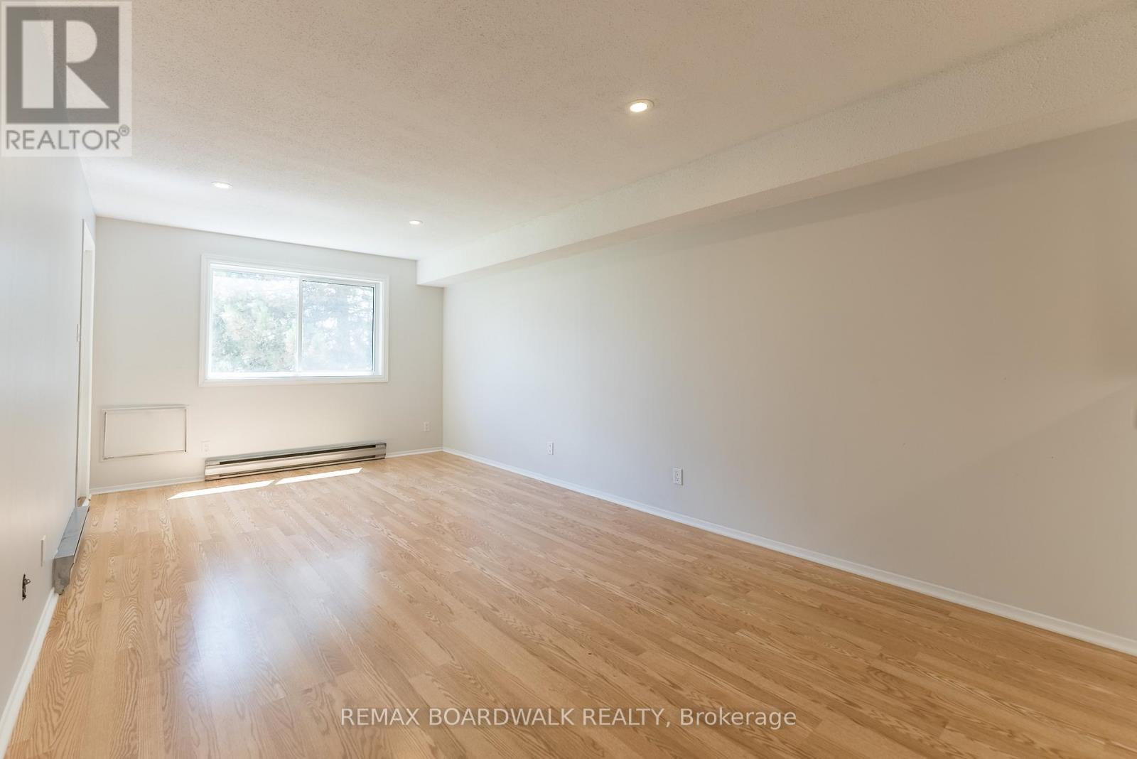 206 - 318 Lorry Greenberg Drive, Ottawa, Ontario  K1T 2R5 - Photo 9 - X12883692