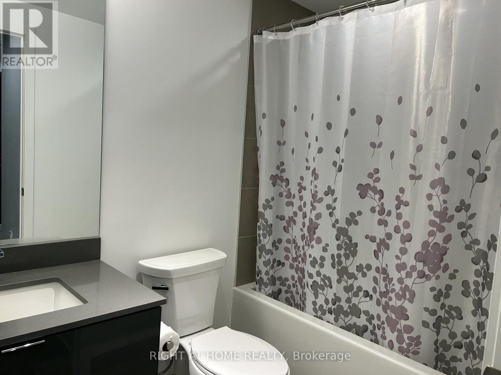 1303 - 395 Bloor Street E, Toronto, Ontario  M4W 0B4 - Photo 9 - C12883706