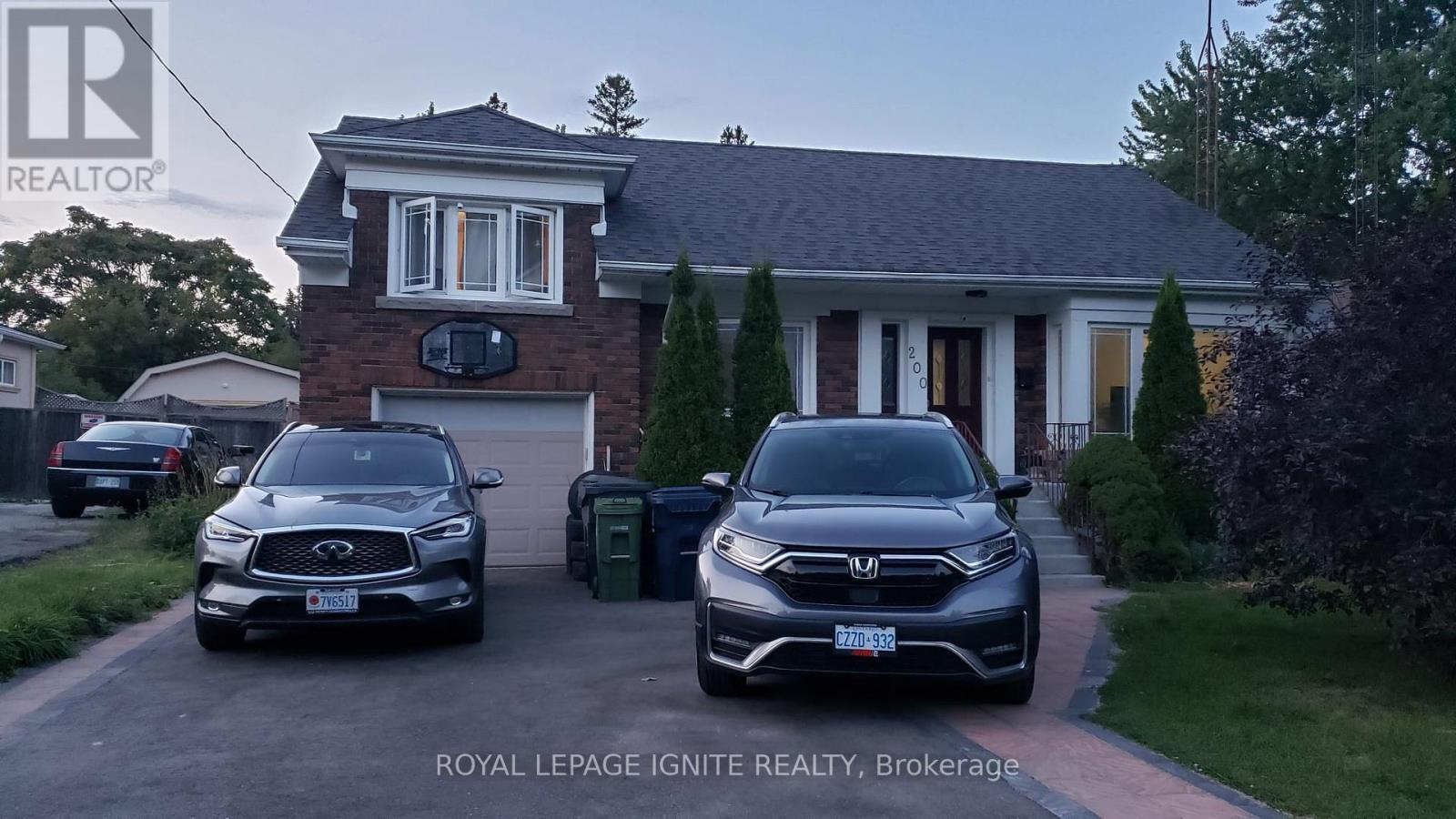 LOWER - 200 PHYLLIS AVENUE, Toronto, Ontario