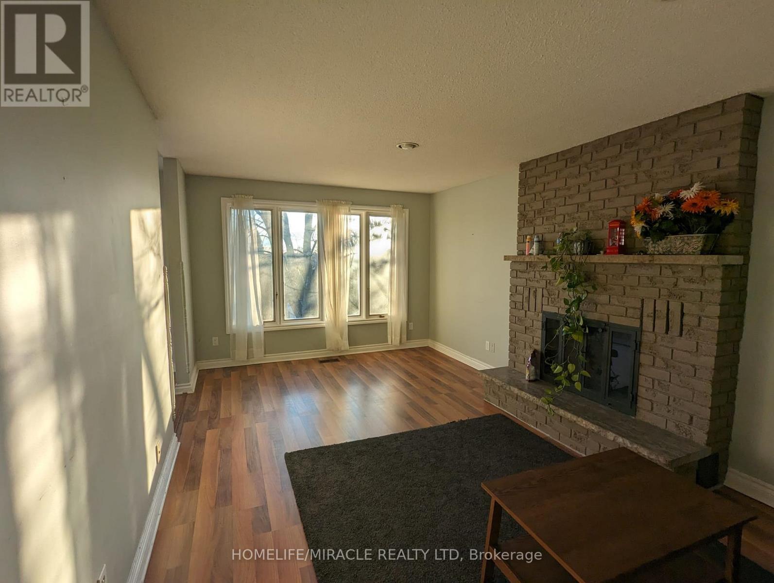 Upper - 442 Rimosa Court, Oshawa, Ontario  L1J 7T6 - Photo 4 - E12883704