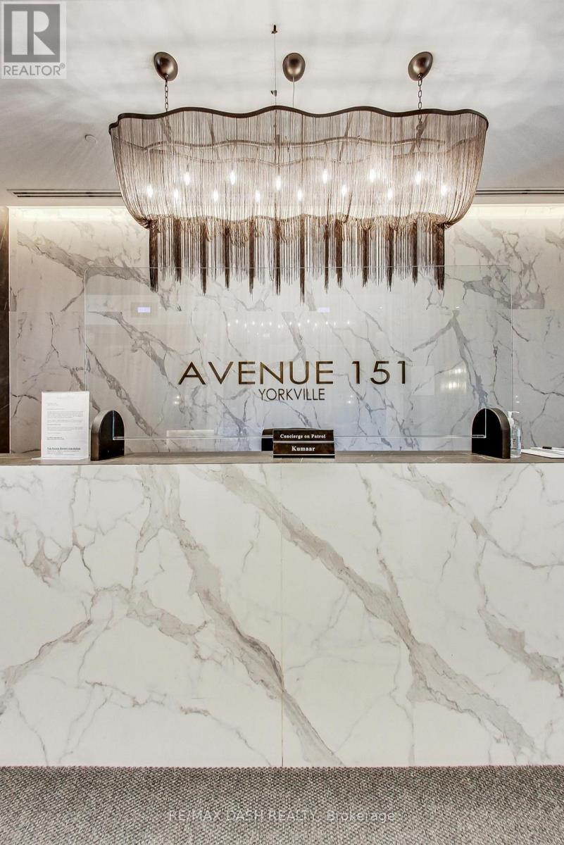 602 - 151 Avenue Road, Toronto, Ontario  M5R 2H7 - Photo 2 - C12883116