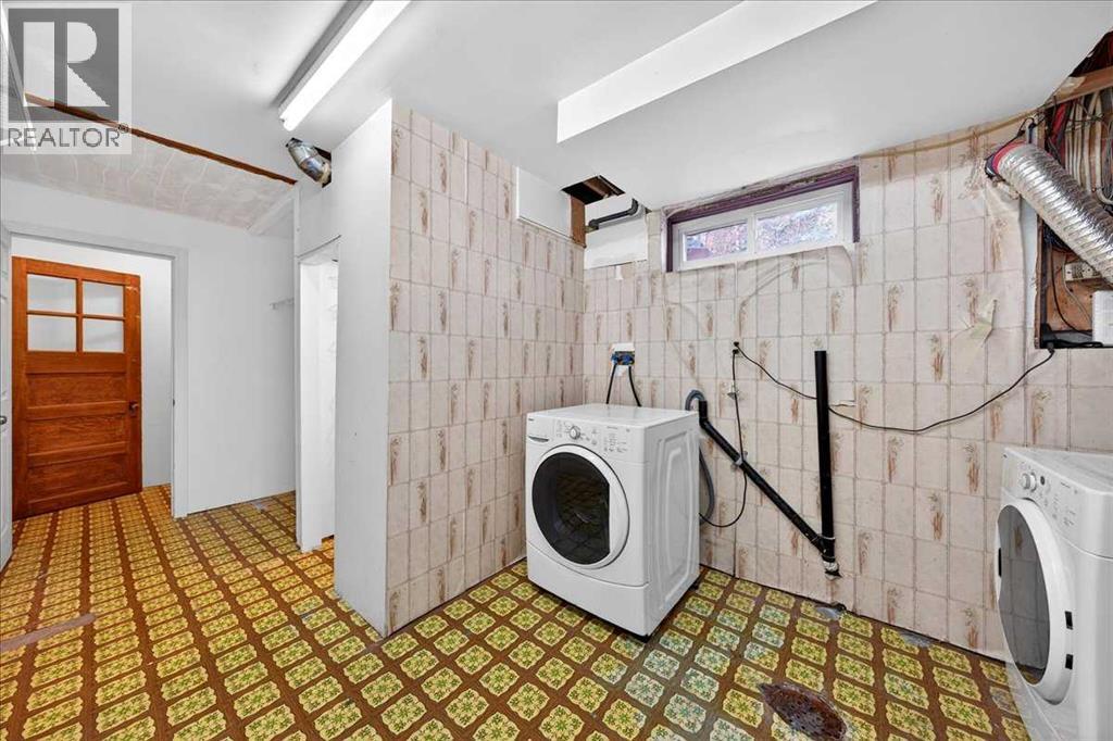 215 Pinegrove Close Ne, Calgary, Alberta  T1Y 1L4 - Photo 40 - A2292033