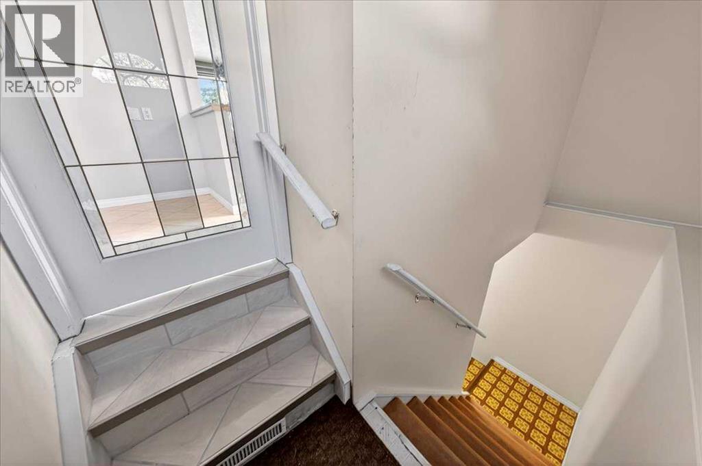 215 Pinegrove Close Ne, Calgary, Alberta  T1Y 1L4 - Photo 25 - A2292033