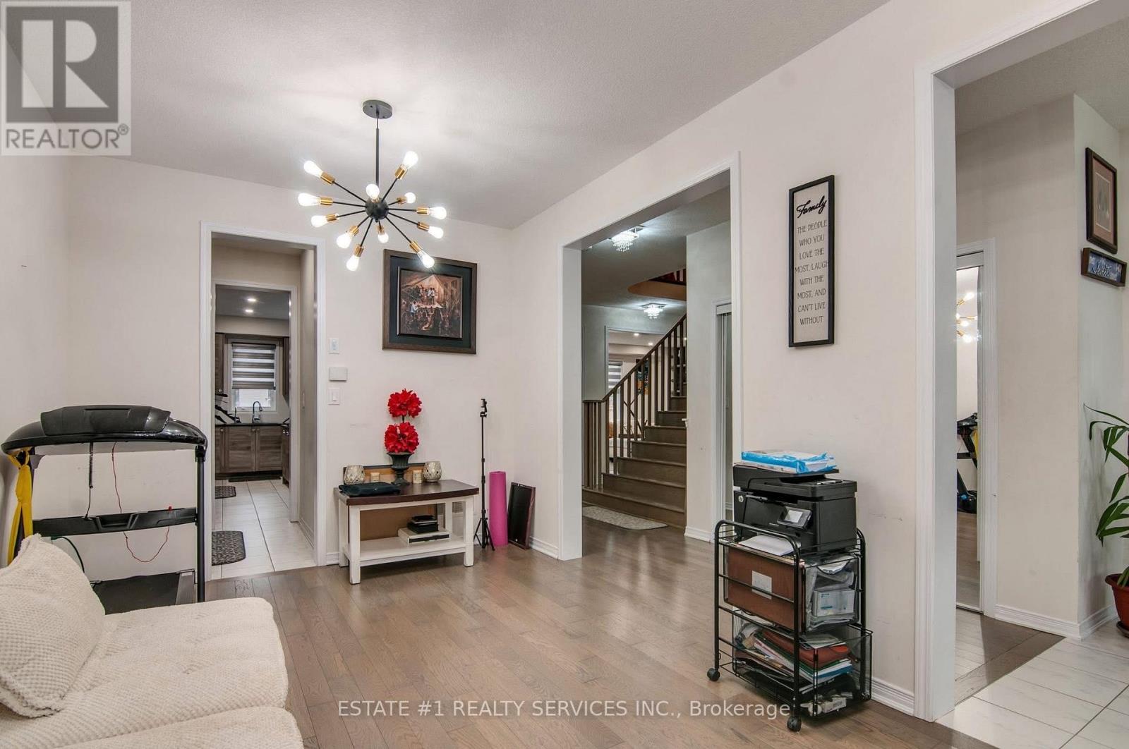 59 July Avenue, Hamilton, Ontario  L8J 0M4 - Photo 7 - X12883686