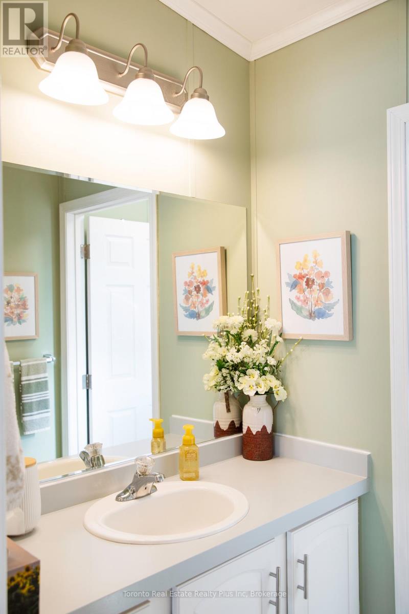 206 - 3033 Townline Road, Fort Erie, Ontario  L0S 1S0 - Photo 12 - X12883694