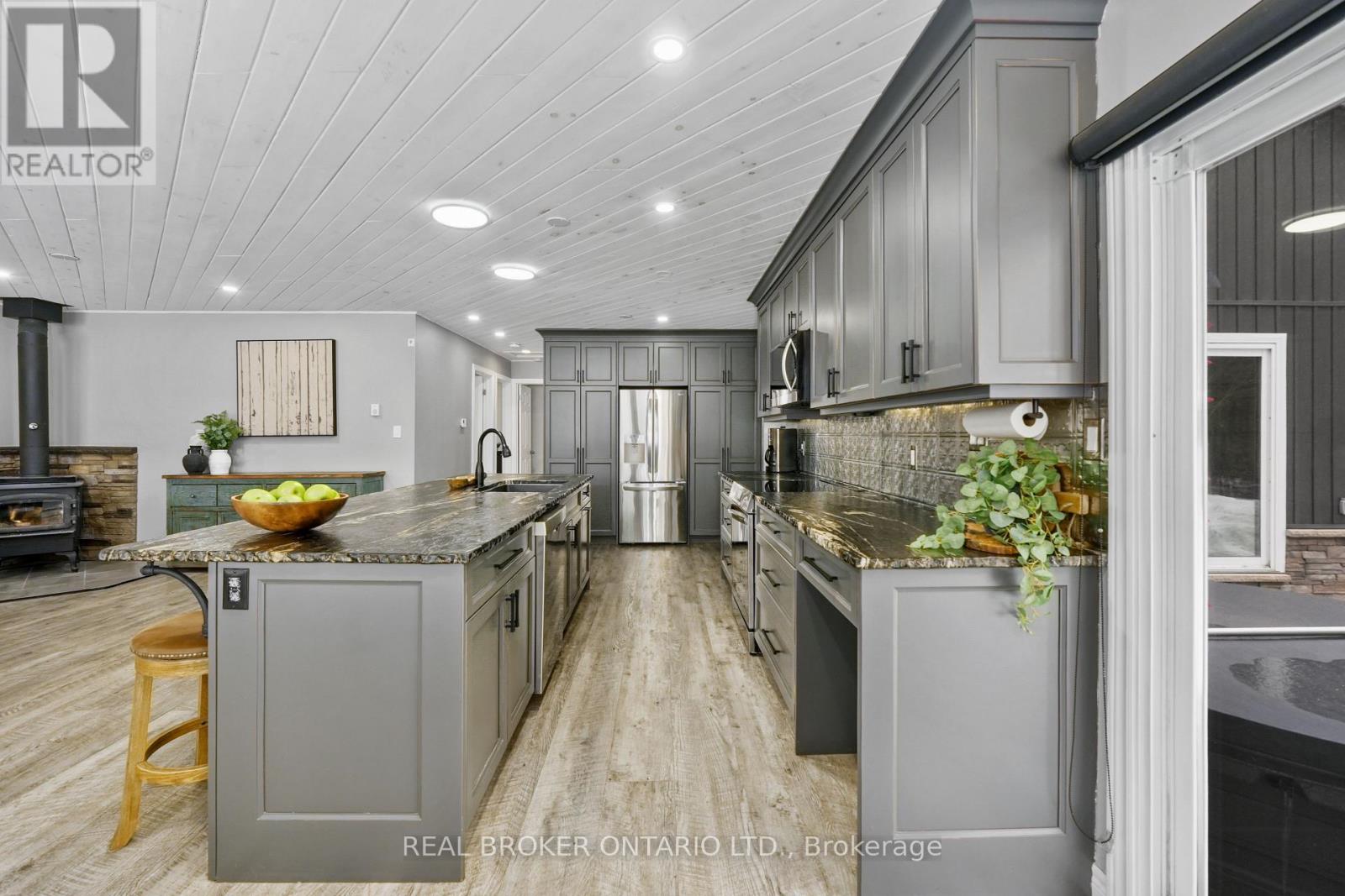 1109 Wilderness Island Trail W, Highlands East, Ontario  K0L 1C0 - Photo 11 - X12883696