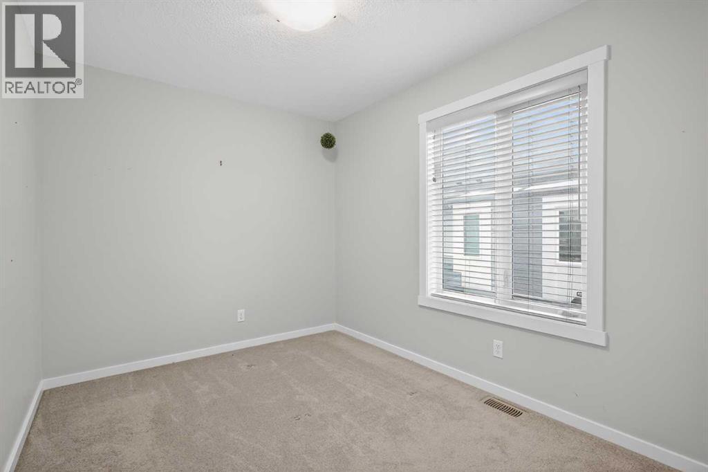 19478 37 Street Se, Calgary, Alberta  T3M 2W9 - Photo 18 - A2284136