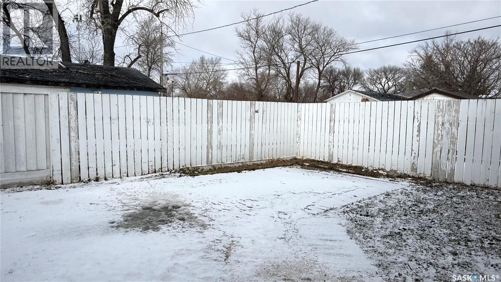 805 George Street, Estevan, Saskatchewan  S4A 1M3 - Photo 36 - SK030331