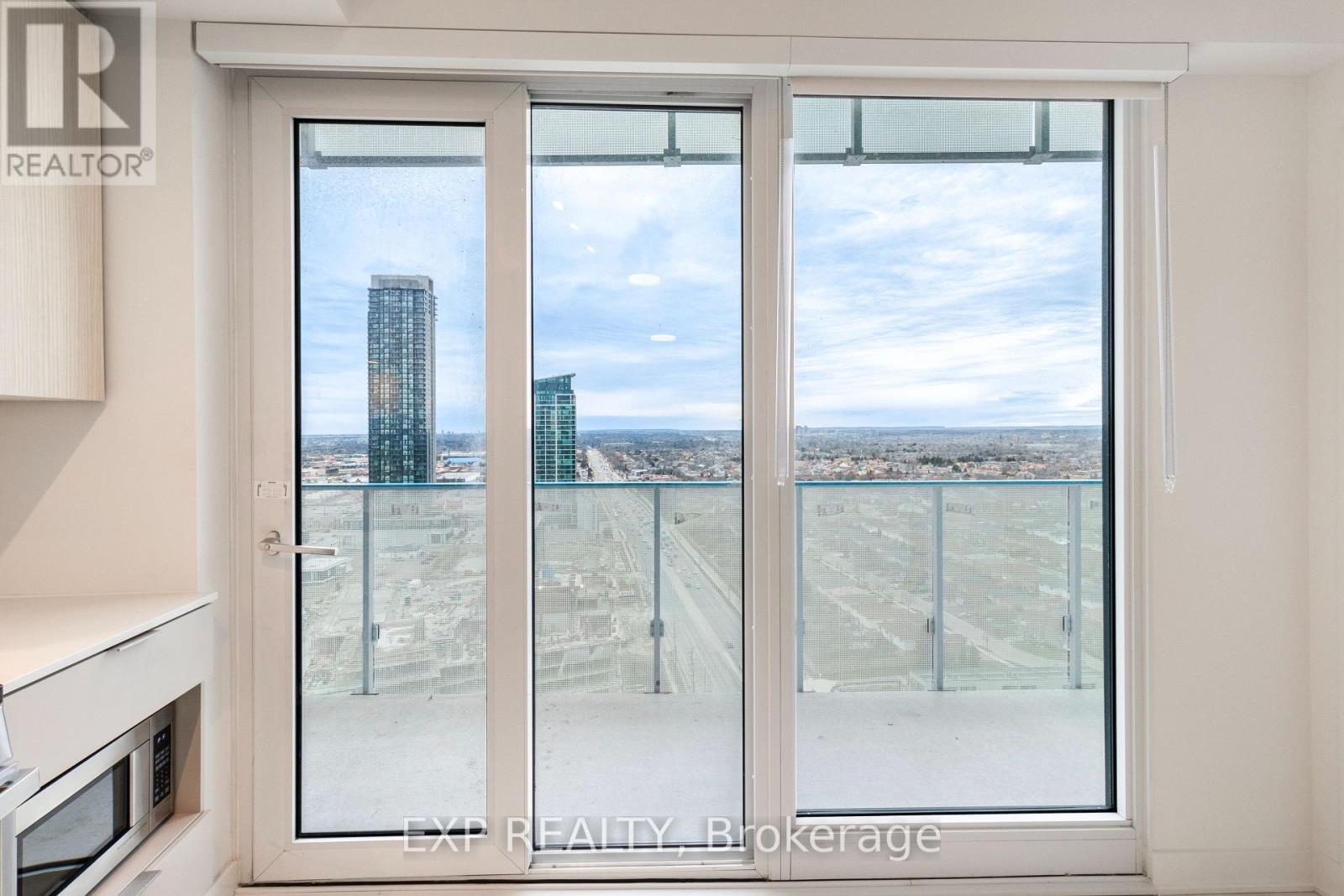 3900 Confederation Parkway, Mississauga, Ontario  L5M 0M3 - Photo 18 - W12882954