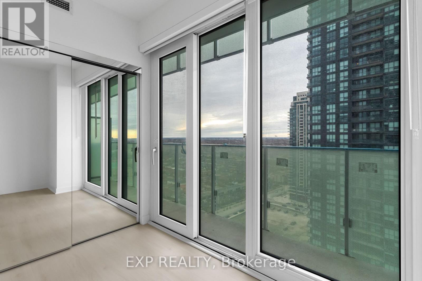 3900 Confederation Parkway, Mississauga, Ontario  L5M 0M3 - Photo 14 - W12882954