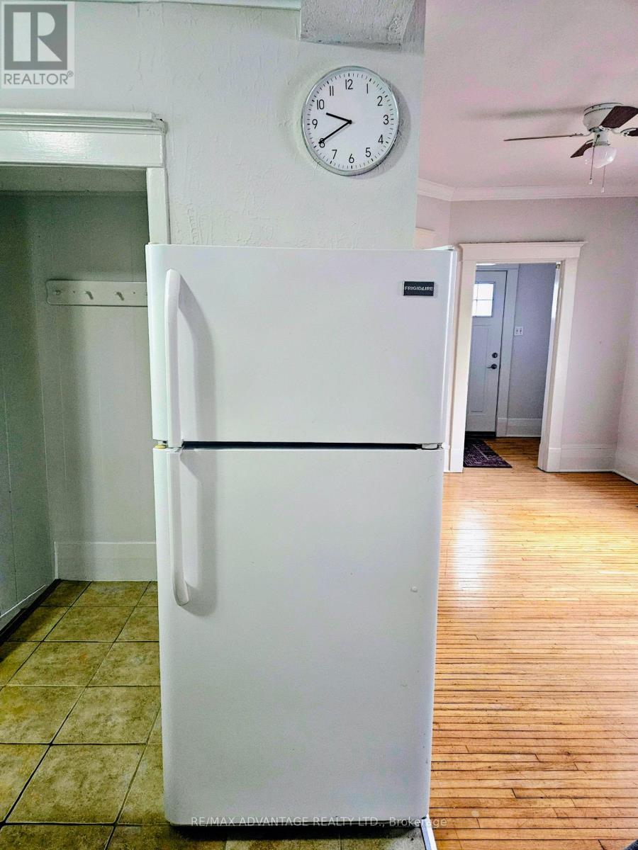 2353 Main Street, London South (South V), Ontario  N6P 1A7 - Photo 5 - X12883756