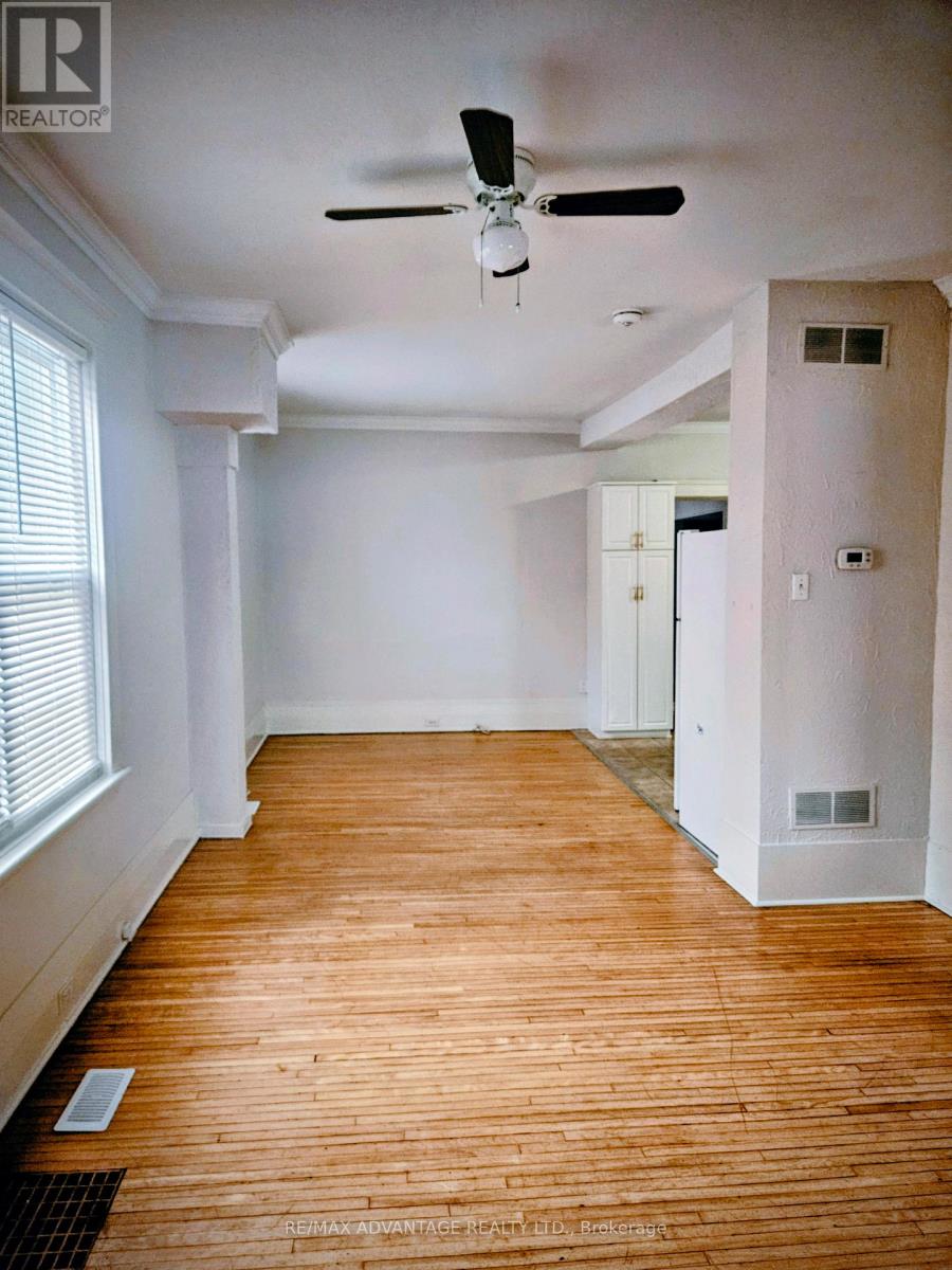 2353 Main Street, London South (South V), Ontario  N6P 1A7 - Photo 6 - X12883756