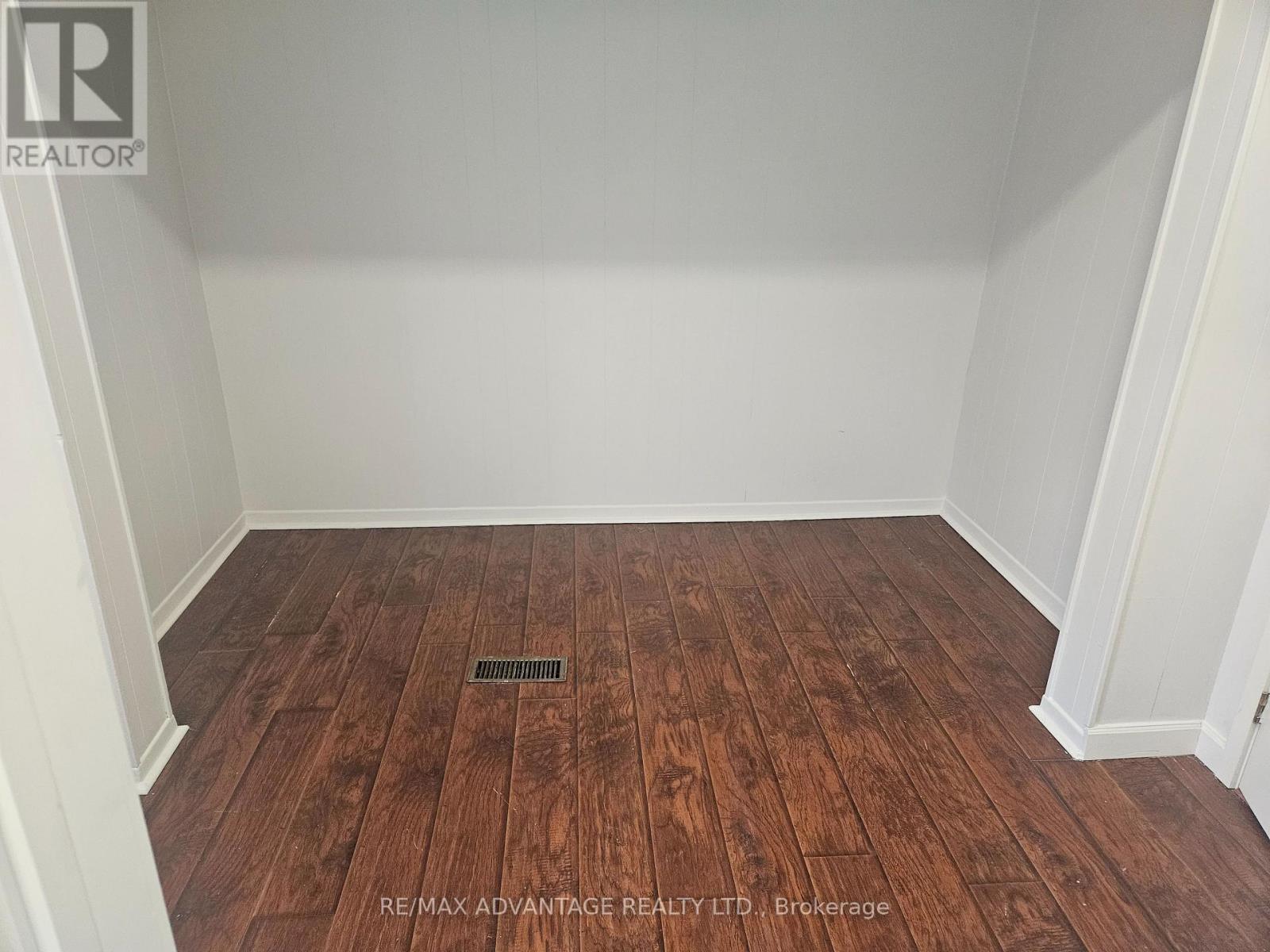 2353 Main Street, London South (South V), Ontario  N6P 1A7 - Photo 9 - X12883756