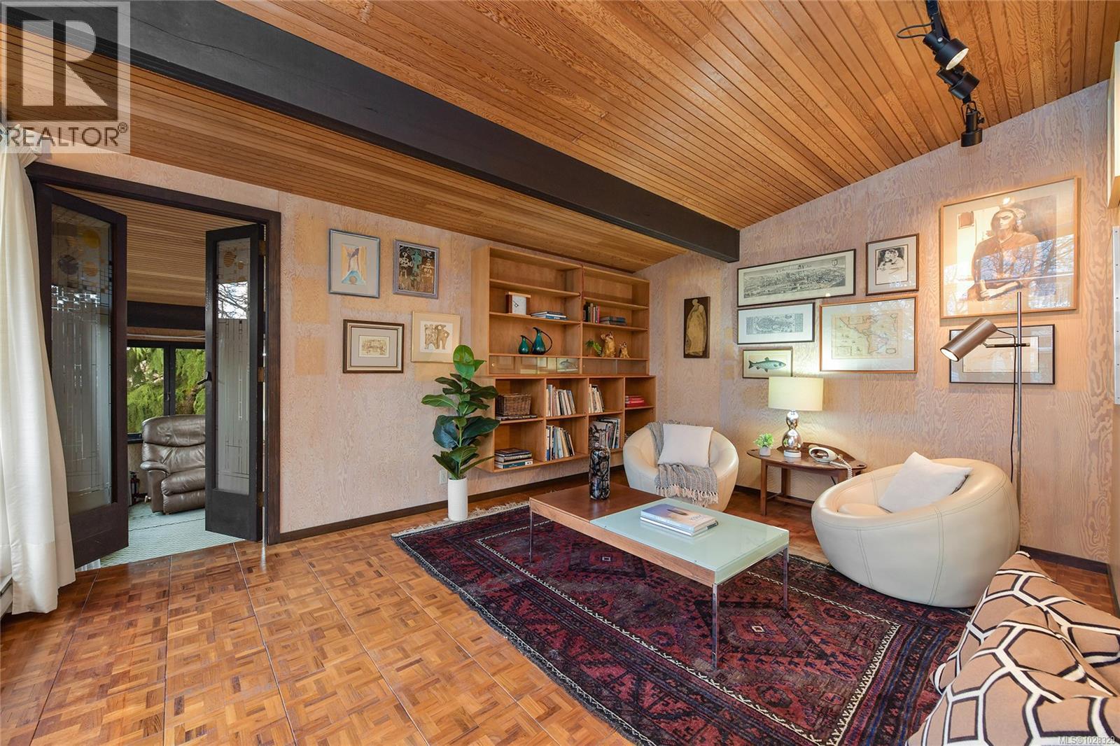 404 Henry St, Victoria, British Columbia  V9A 3J4 - Photo 25 - 1028329