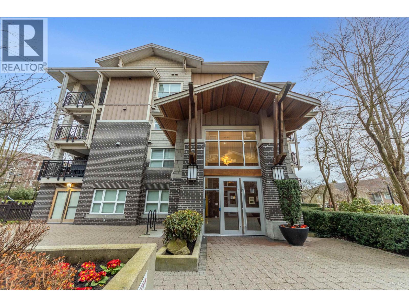 318 5775 IRMIN STREET, Burnaby, British Columbia