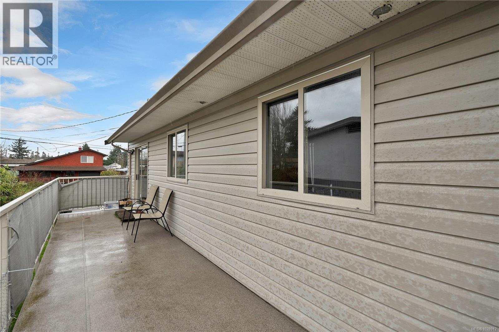 487 5th Ave, Campbell River, British Columbia V9W 3X5 - Photo 49 - 1028912