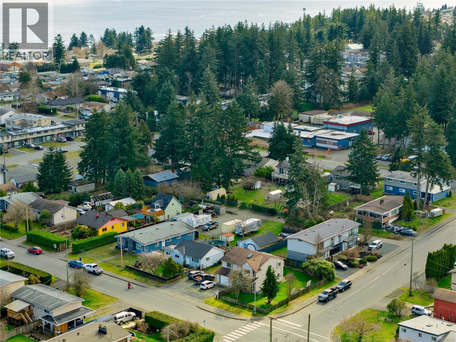 487 5th Ave, Campbell River, British Columbia V9W 3X5 - Photo 54 - 1028912