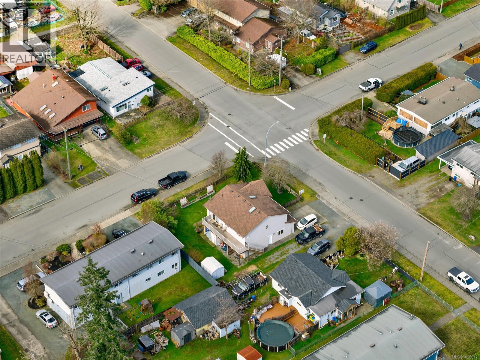 487 5th Ave, Campbell River, British Columbia V9W 3X5 - Photo 60 - 1028912