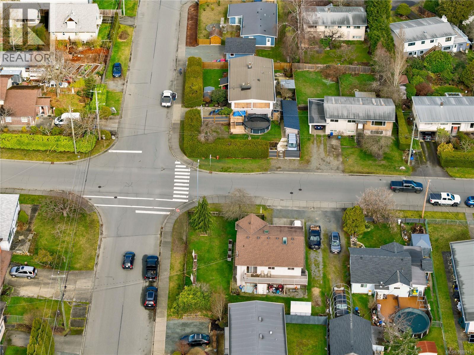 487 5th Ave, Campbell River, British Columbia V9W 3X5 - Photo 61 - 1028912