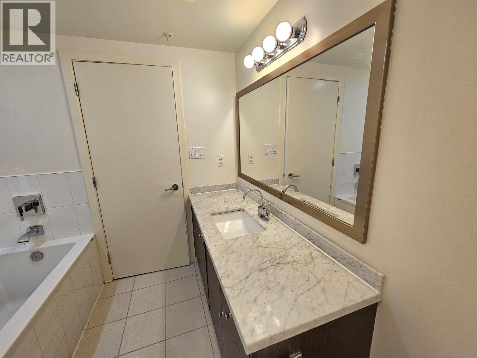 1406 1185 The High Street, Coquitlam, British Columbia  V3B 0A9 - Photo 22 - R3097791