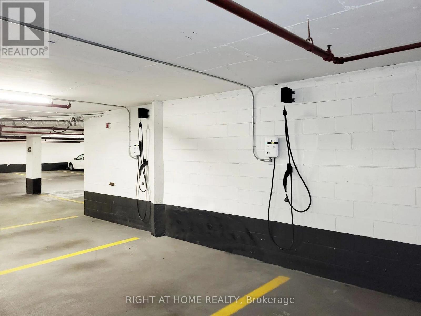 1703 - 77 Maitland Place, Toronto, Ontario  M4Y 2V6 - Photo 43 - C12883730