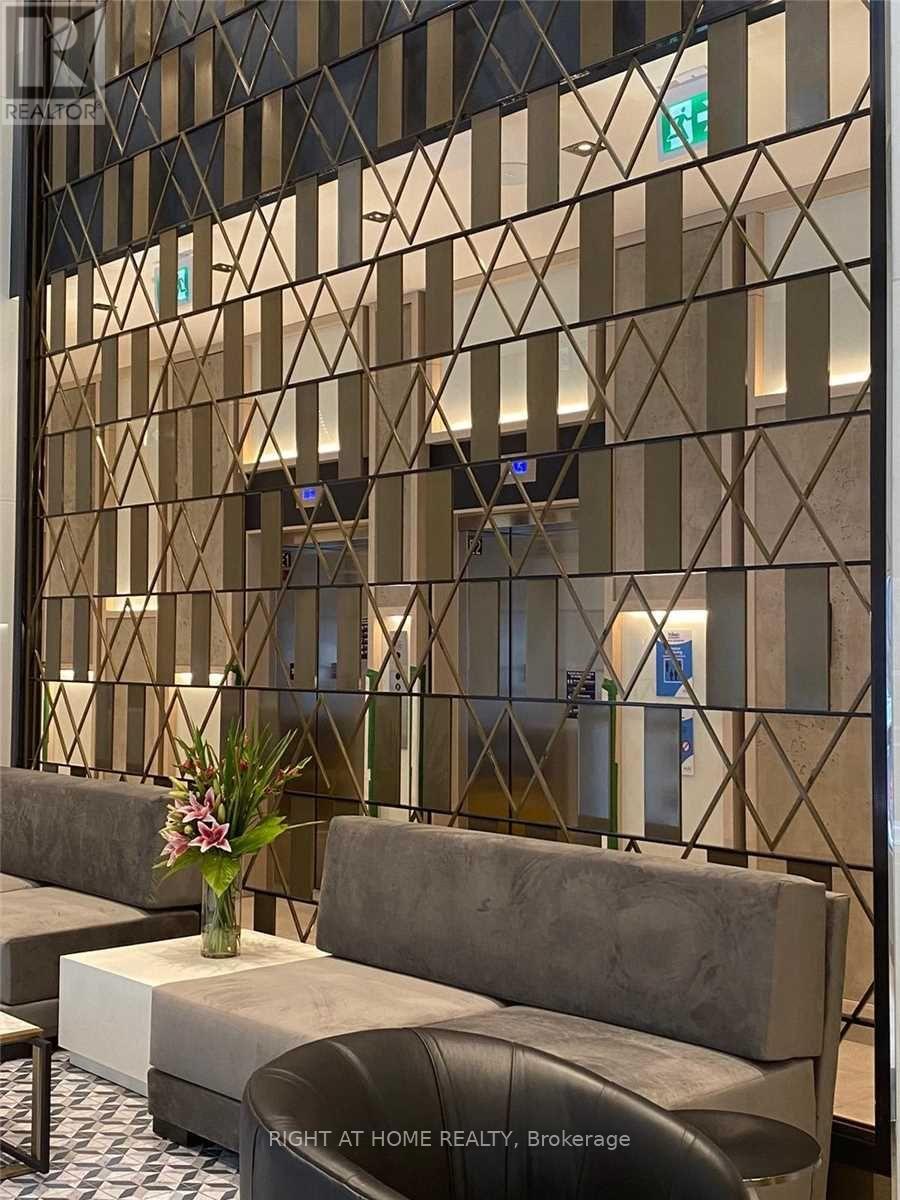 605 - 77 Mutual Street, Toronto, Ontario  M5B 0B9 - Photo 11 - C12883784