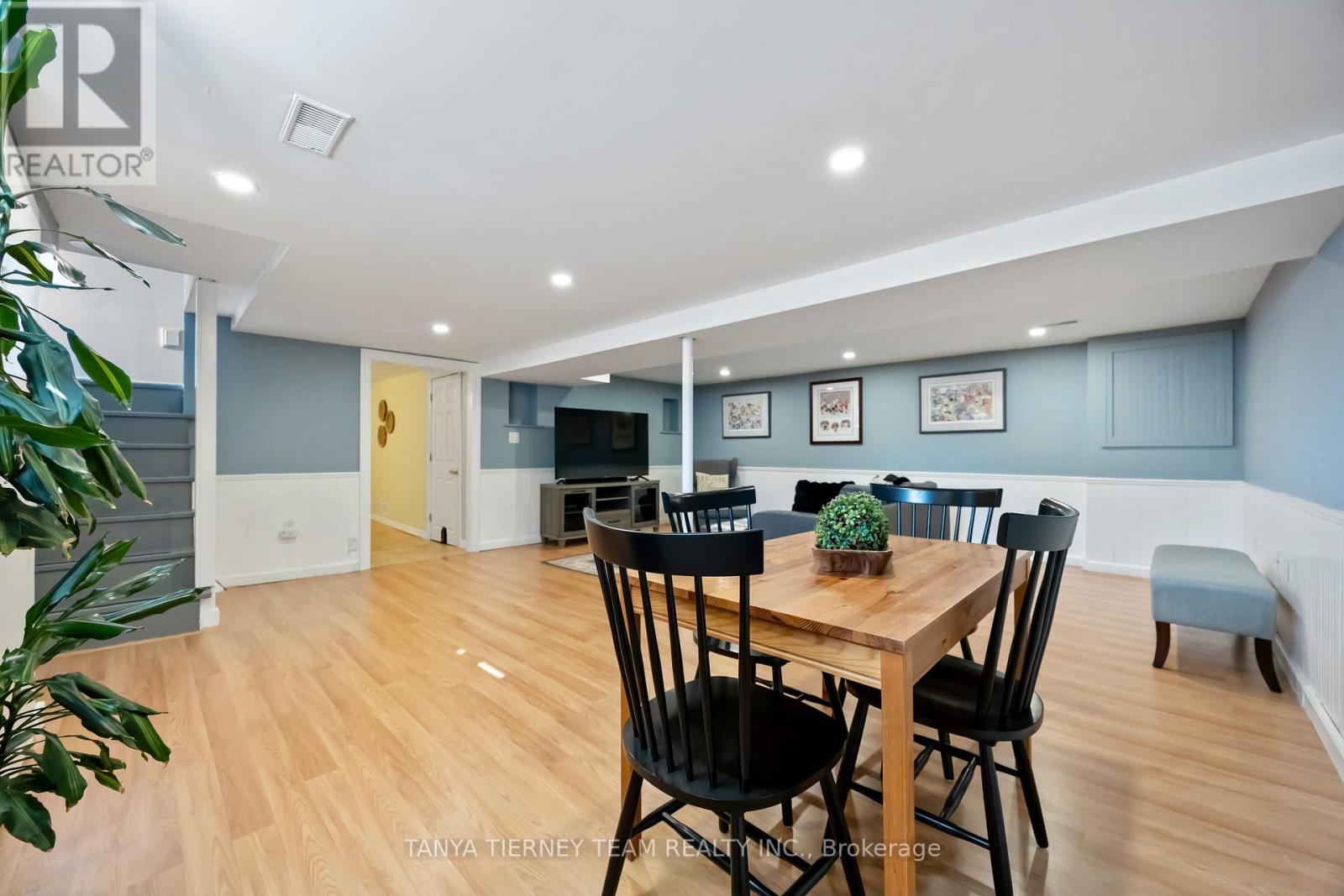 14 Ferguson Avenue, Whitby, Ontario  L0B 1C0 - Photo 26 - E12883736