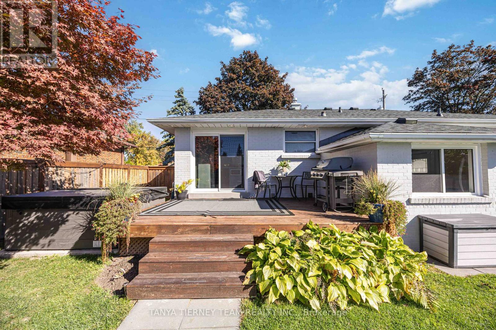 14 Ferguson Avenue, Whitby, Ontario  L0B 1C0 - Photo 34 - E12883736