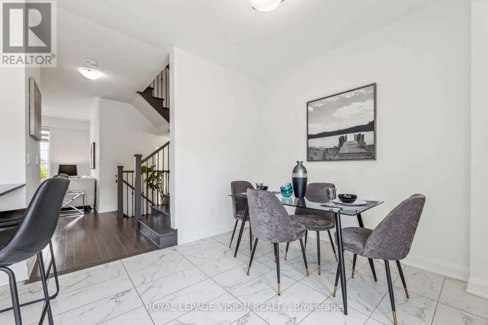 38 Elkington Crescent, Whitby, Ontario L1P 0L7 - Photo 11 - E12883752