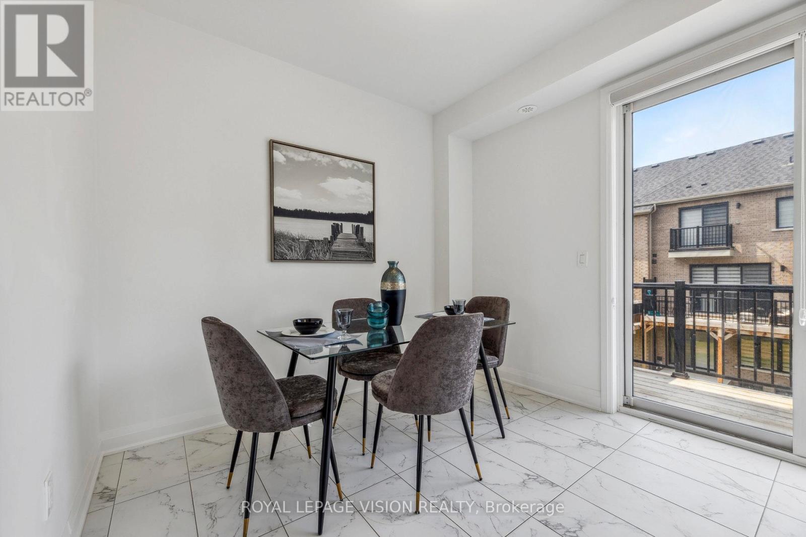 38 Elkington Crescent, Whitby, Ontario L1P 0L7 - Photo 12 - E12883752