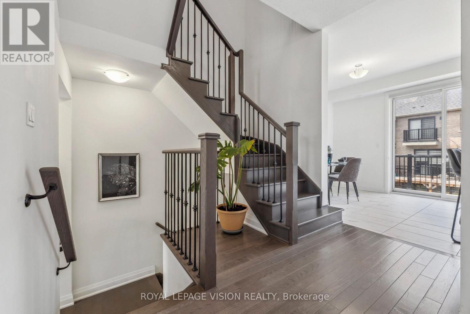 38 Elkington Crescent, Whitby, Ontario L1P 0L7 - Photo 15 - E12883752