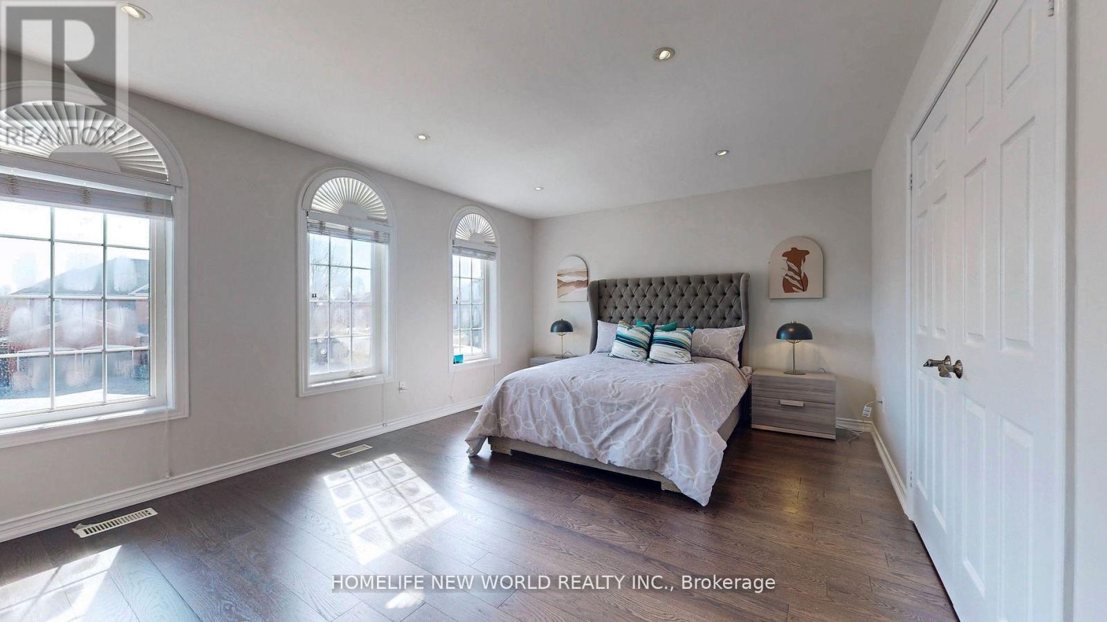 115 Golden Tulip Crescent, Markham, Ontario  L6C 1W4 - Photo 26 - N12883738