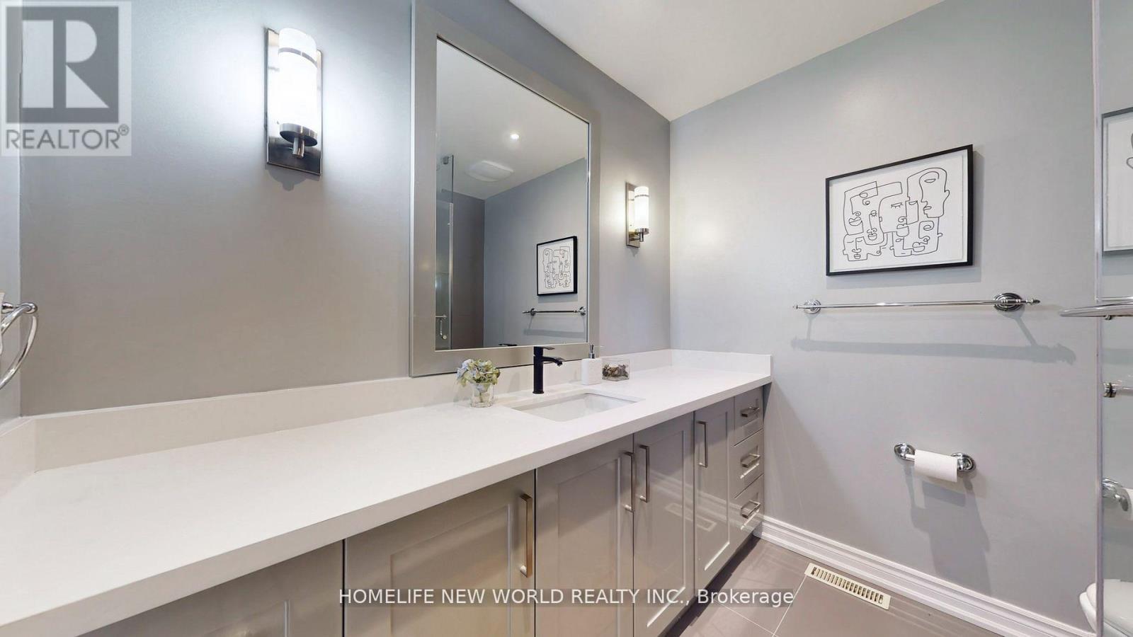 115 Golden Tulip Crescent, Markham, Ontario  L6C 1W4 - Photo 30 - N12883738