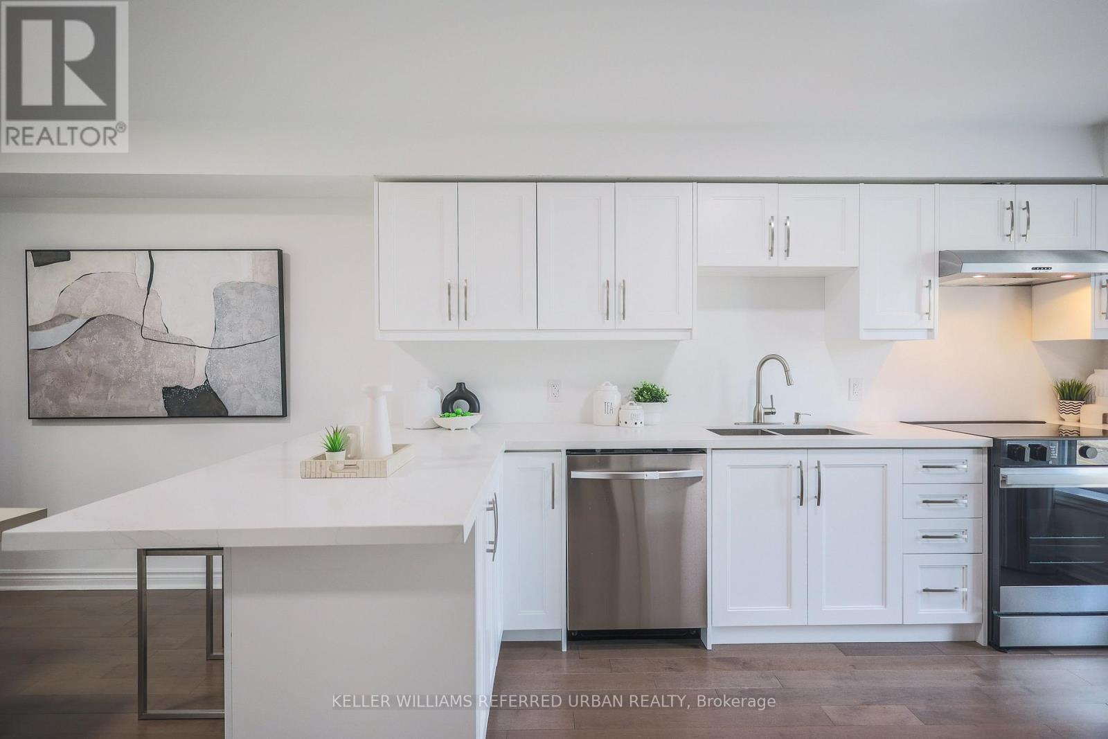 4 - 11 Plaisance Road, Richmond Hill, Ontario  L4C 5H1 - Photo 10 - N12883754