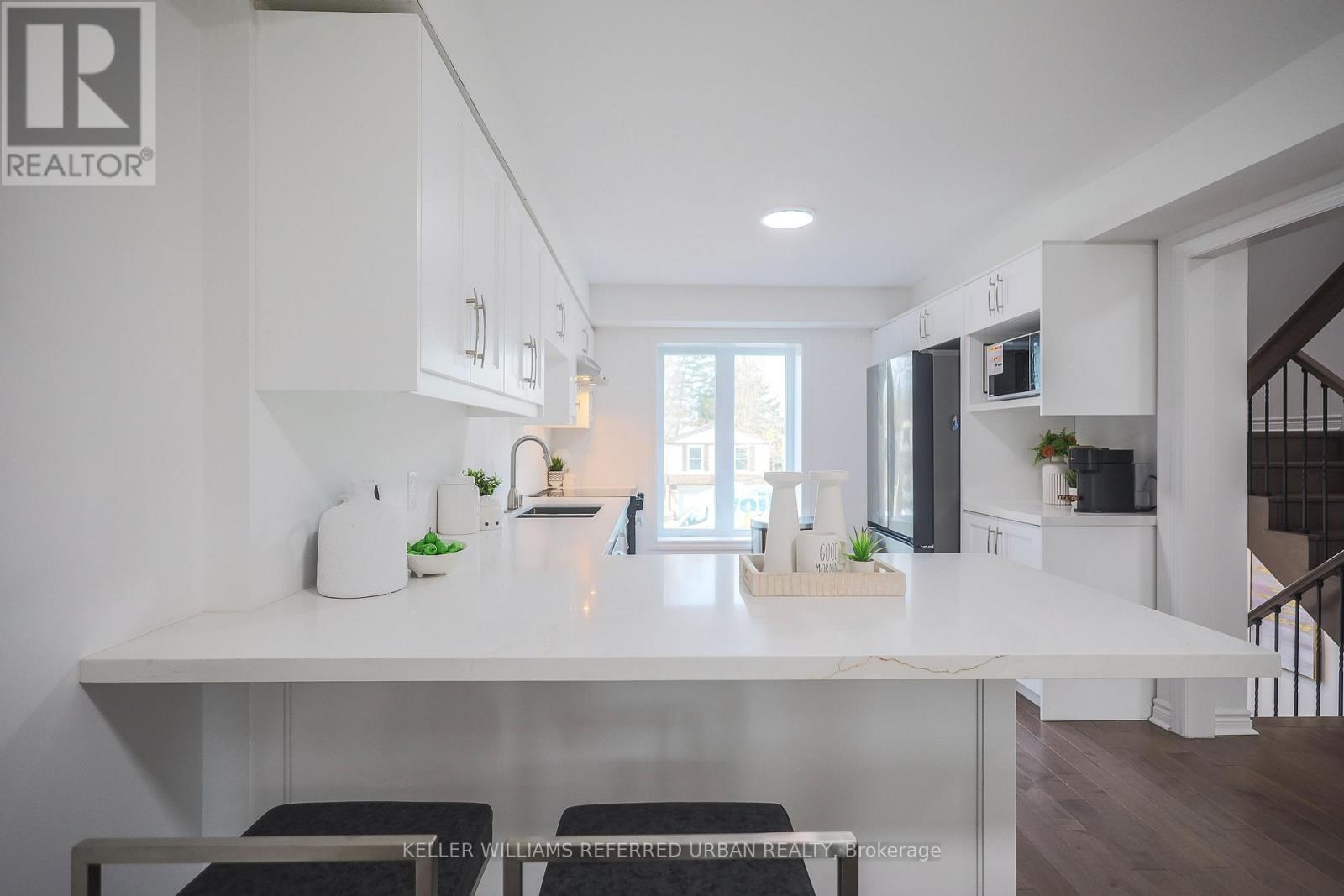 4 - 11 Plaisance Road, Richmond Hill, Ontario  L4C 5H1 - Photo 9 - N12883754