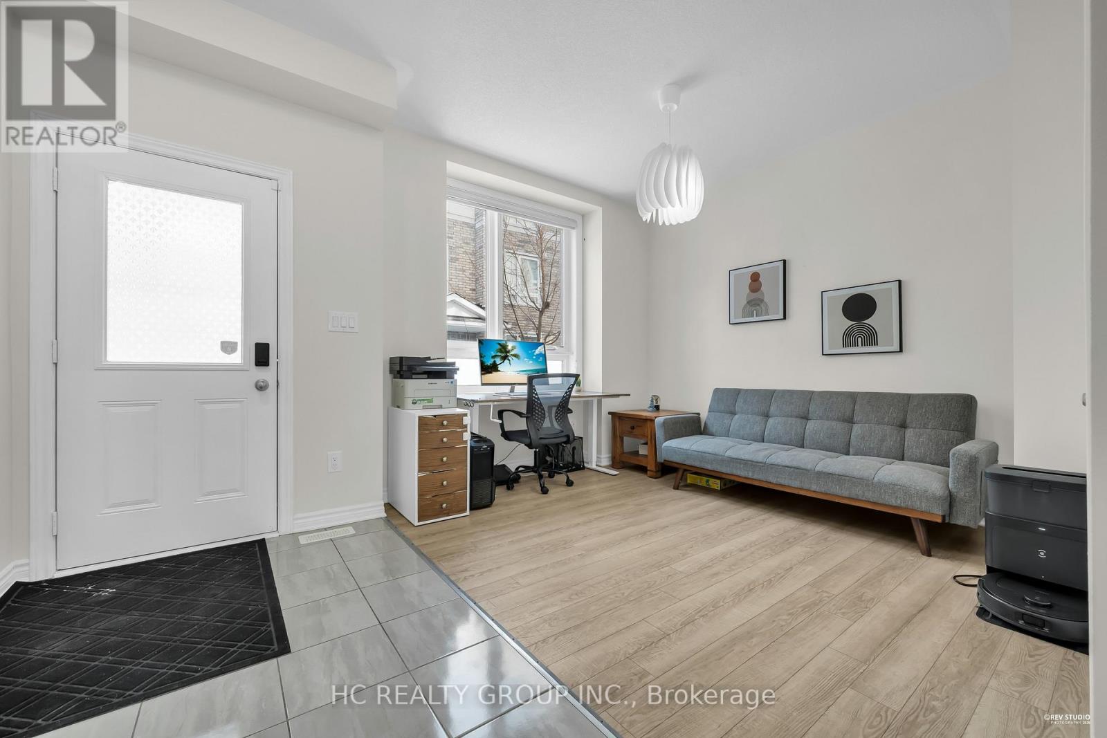 64 Chicago Lane, Markham, Ontario  L6E 0V6 - Photo 6 - N12883766