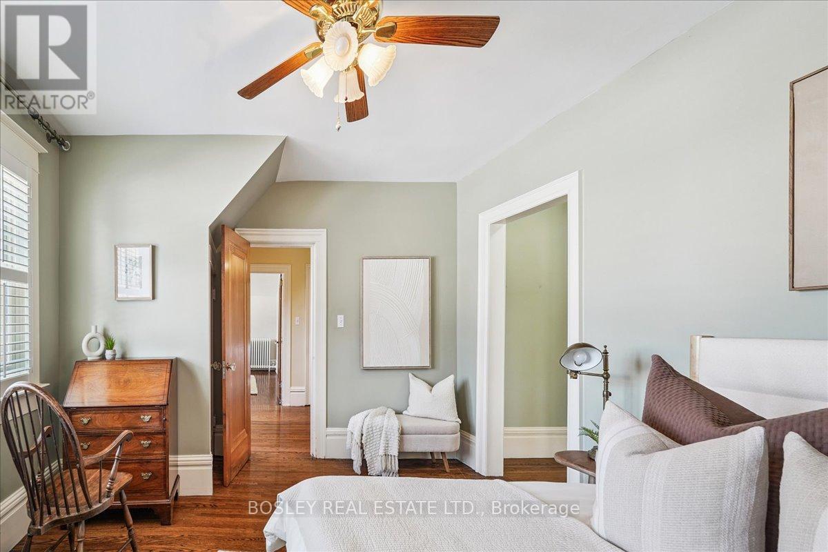 42 Royal Road, Aurora, Ontario  L4G 1A9 - Photo 25 - N12883776