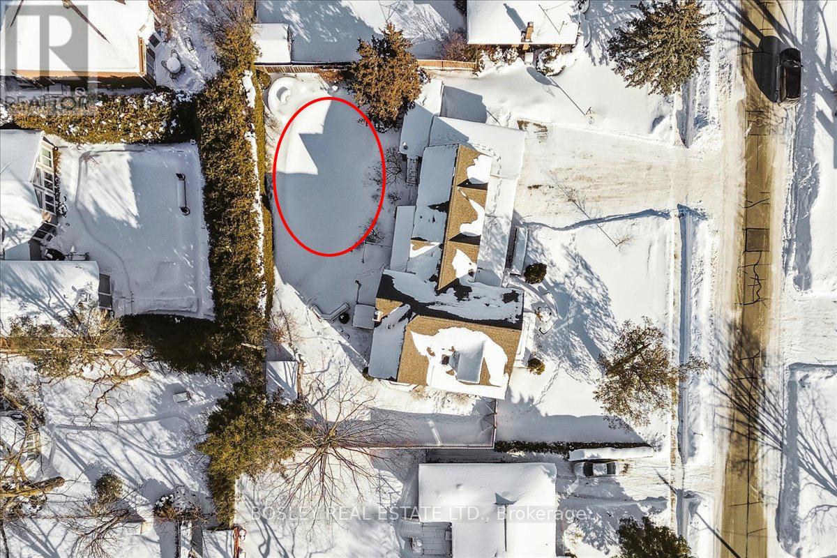 42 Royal Road, Aurora, Ontario  L4G 1A9 - Photo 48 - N12883776