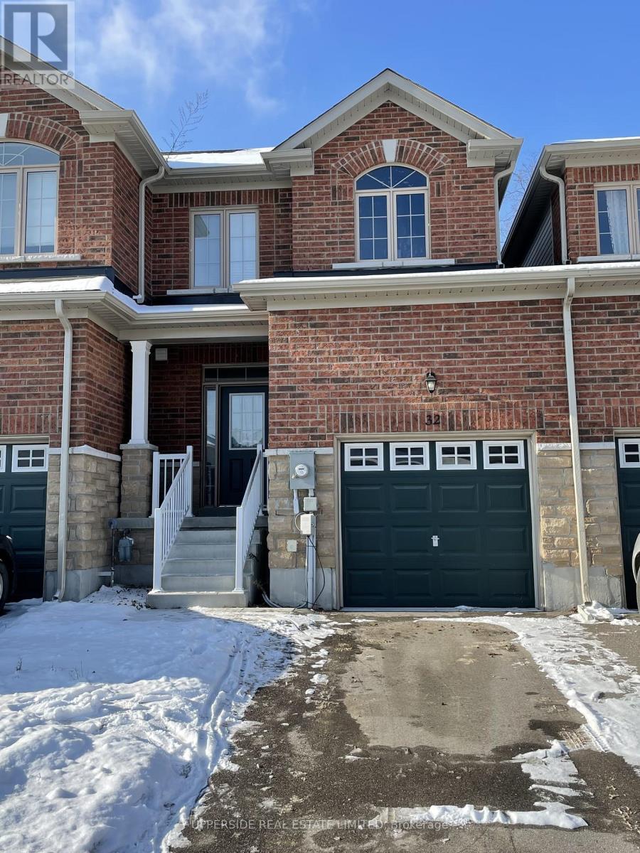 32 GREENWOOD DRIVE, Essa, Ontario