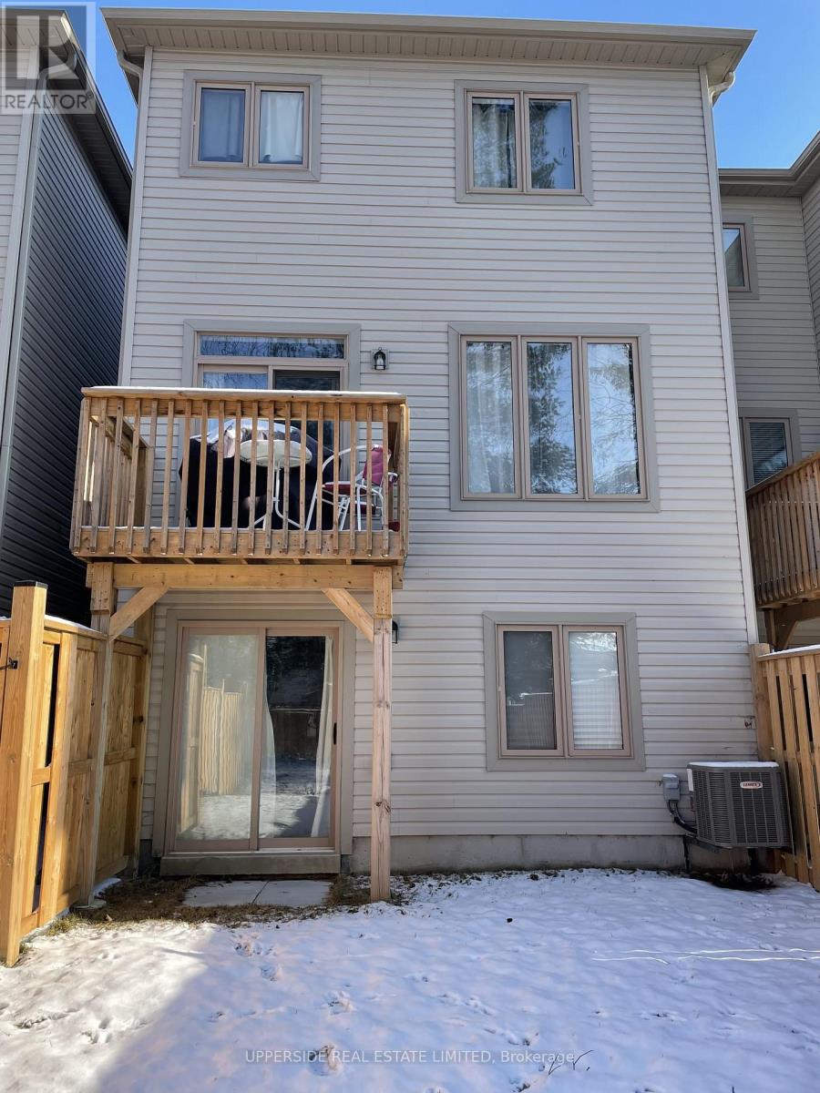 32 Greenwood Drive, Essa, Ontario  L0M 1B4 - Photo 2 - N12883794