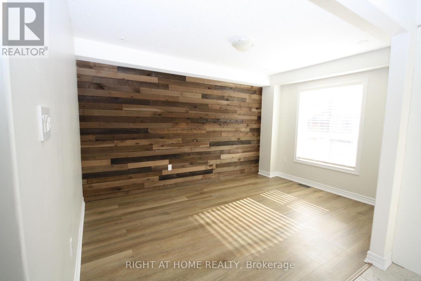 1039 Cook Drive, Midland, Ontario  L4R 0E4 - Photo 11 - S12883760