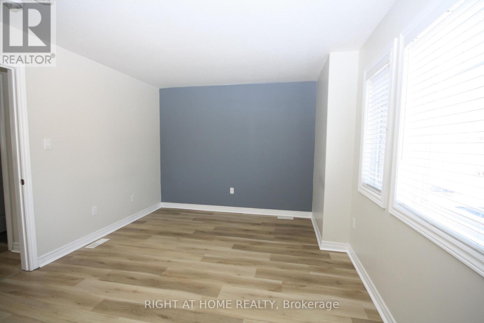 1039 Cook Drive, Midland, Ontario  L4R 0E4 - Photo 24 - S12883760