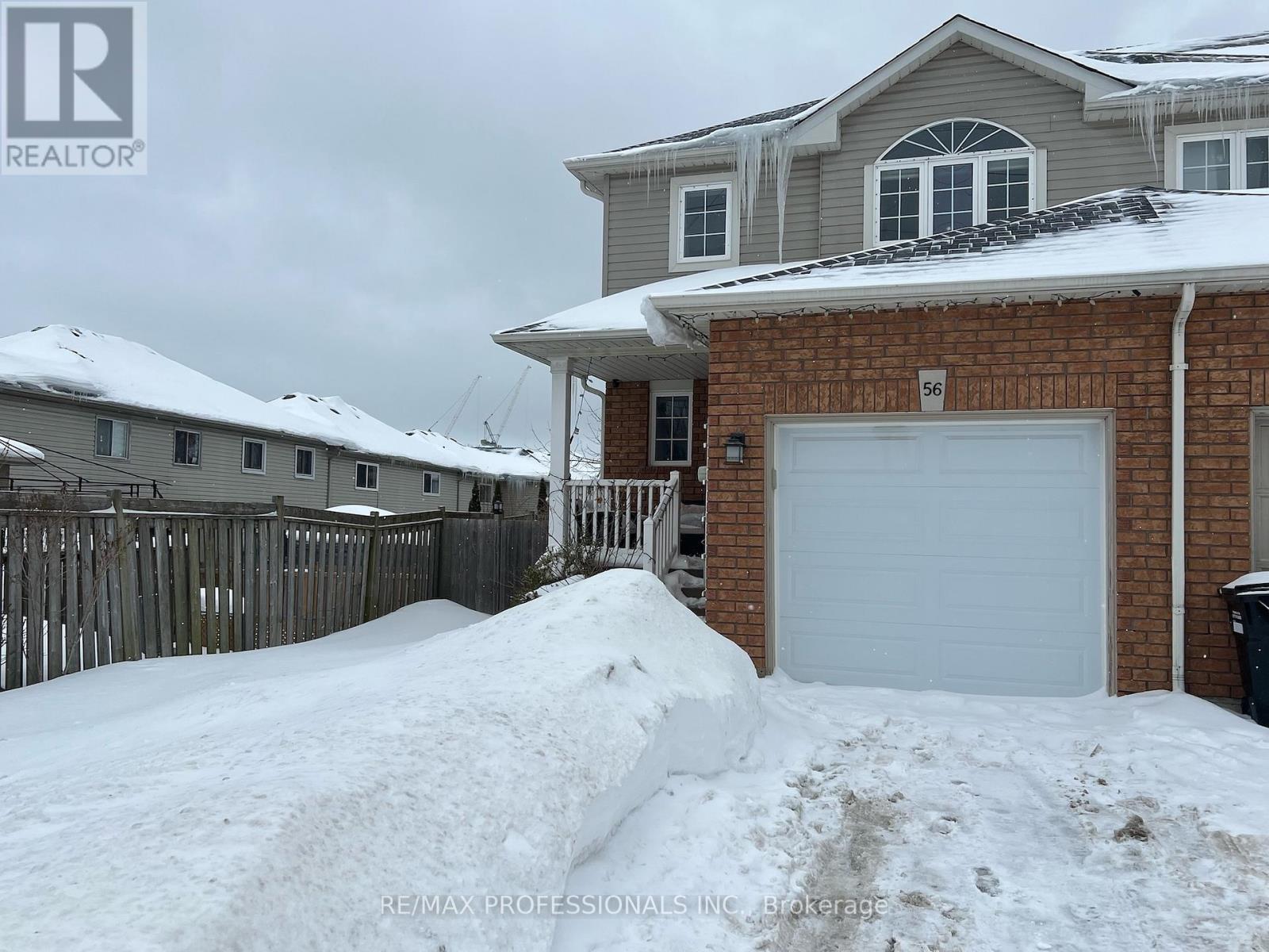 56 BEACON ROAD, Barrie, Ontario