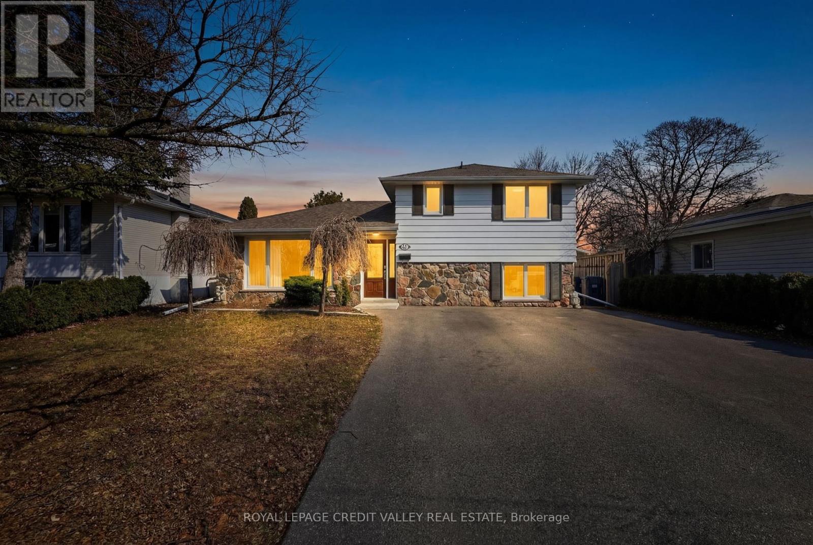 41 STAVELEY CRESCENT, Brampton, Ontario