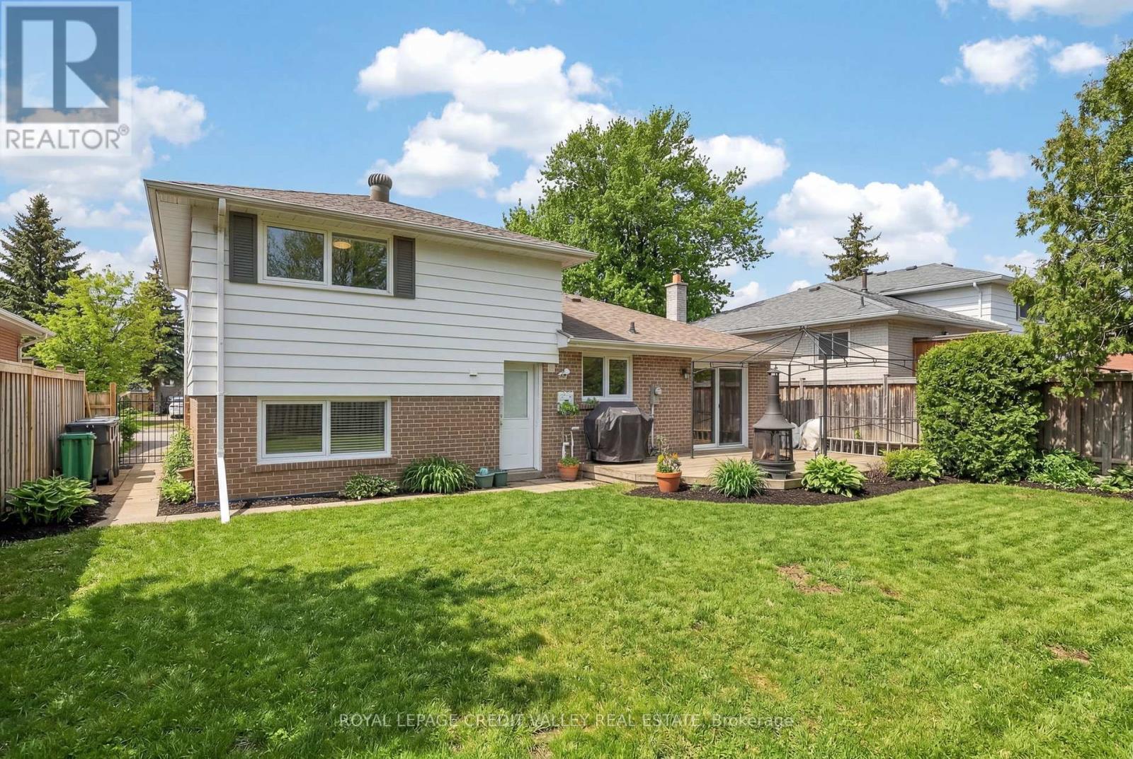 41 Staveley Crescent, Brampton, Ontario  L6W 2S1 - Photo 44 - W12880886