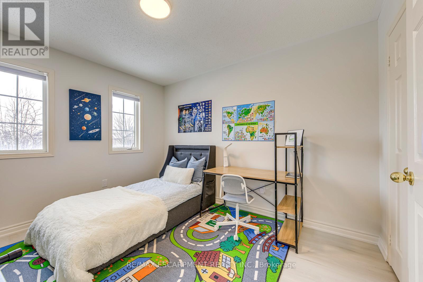 2468 Newcastle Crescent, Oakville, Ontario  L6M 4P3 - Photo 22 - W12883734