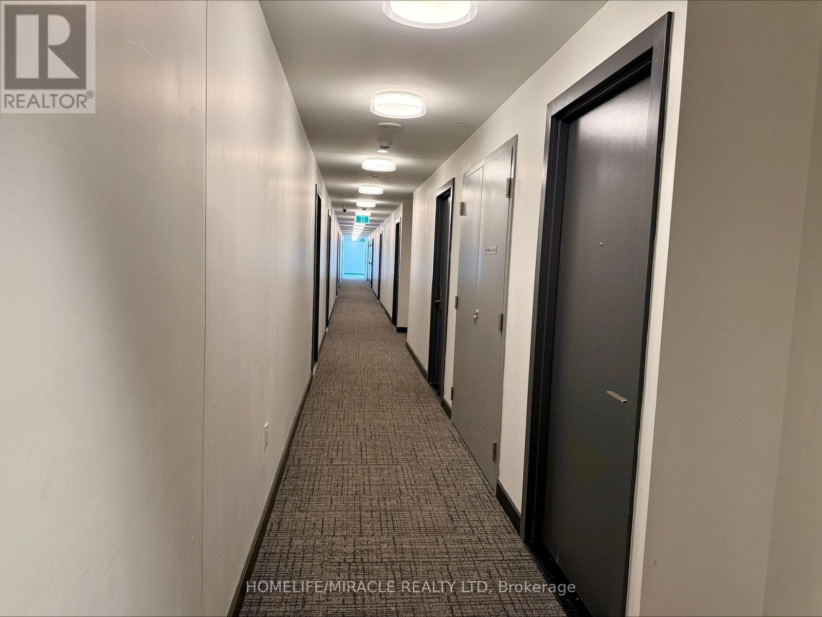 1321 - 86 Dundas Street E, Mississauga, Ontario  L5A 1W4 - Photo 4 - W12883746