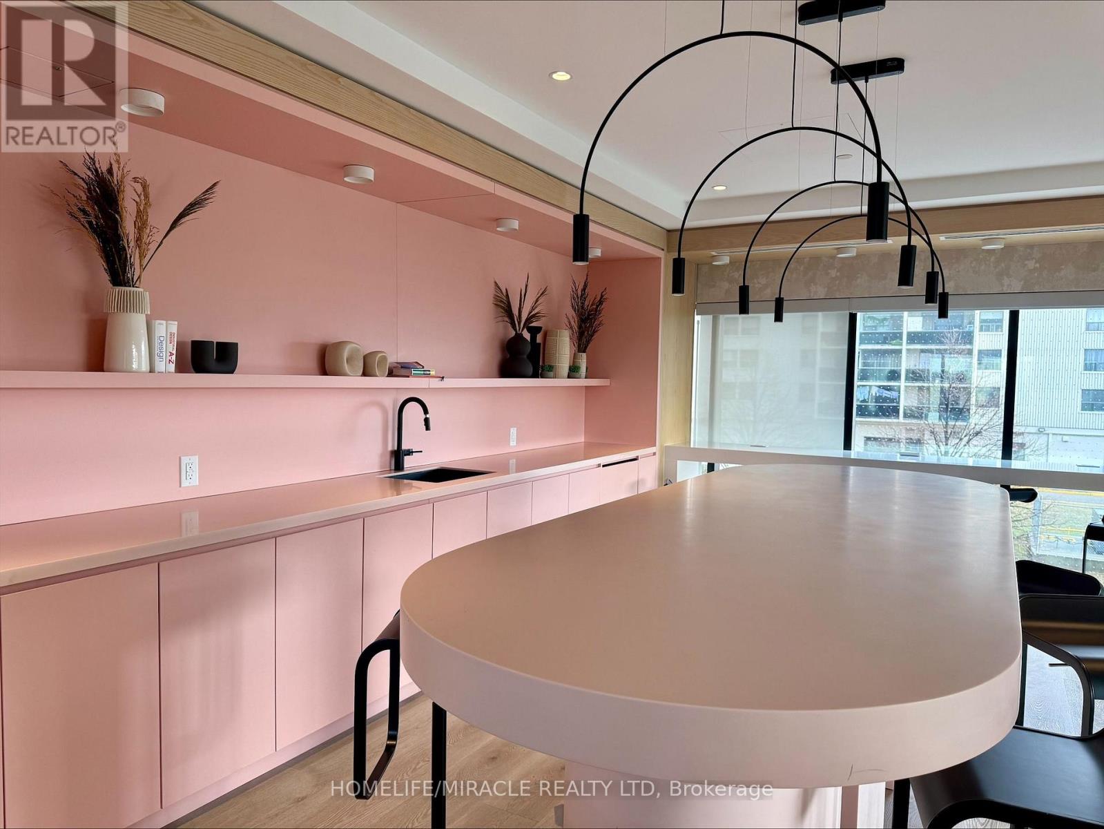 1321 - 86 Dundas Street E, Mississauga, Ontario  L5A 1W4 - Photo 9 - W12883746