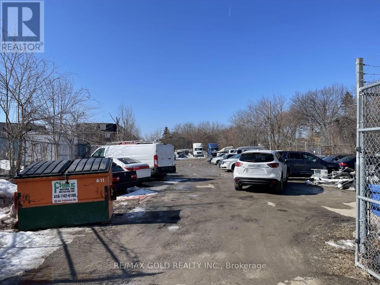 B - 473 Hensall Circle, Mississauga, Ontario  L5A 1X9 - Photo 8 - W12883750