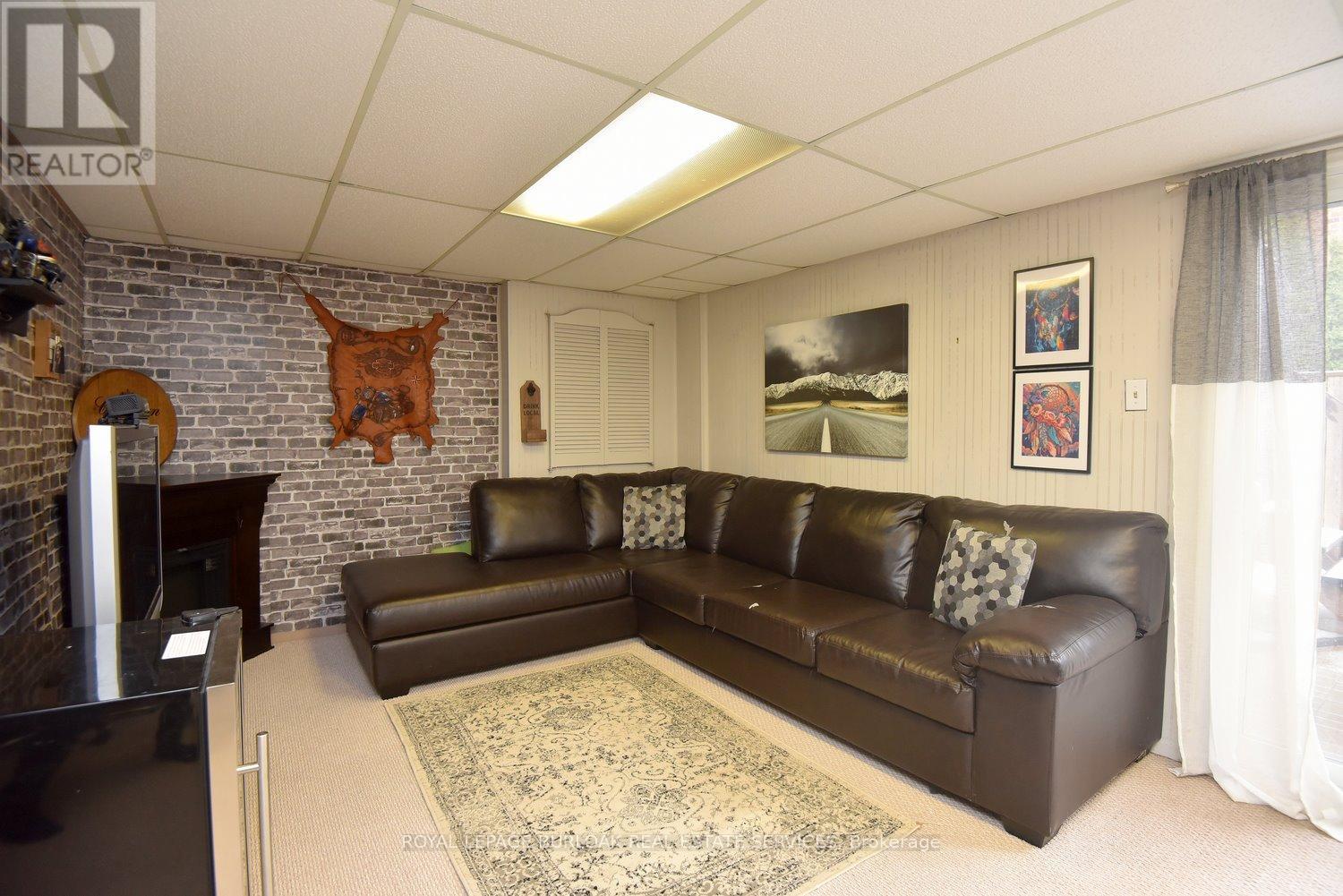 42 - 2065 Amherst Heights Court, Burlington, Ontario  L7P 4S1 - Photo 31 - W12883774